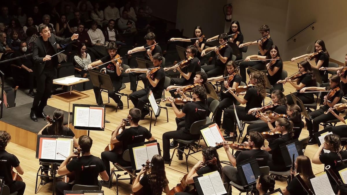 La Orquesta Filarmónica de la Universitat de València ofrece en Ontinyent su tradicional Concert d’Hivern 2025