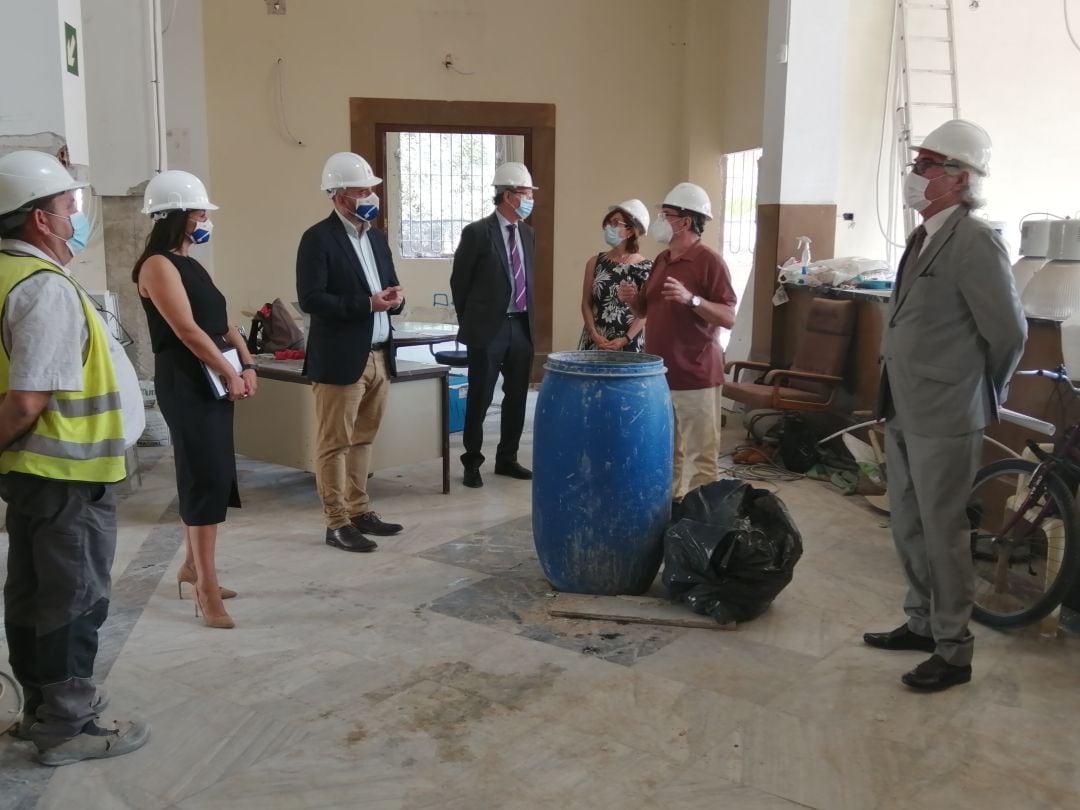 Visita a las obras del edificio de aduanas