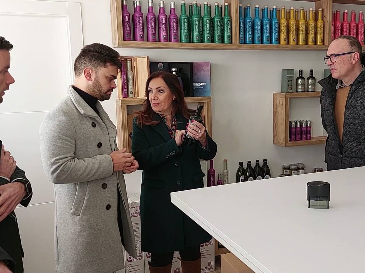 12 empresas de Jaén participan en el certamen de los Premios Alimentos de España