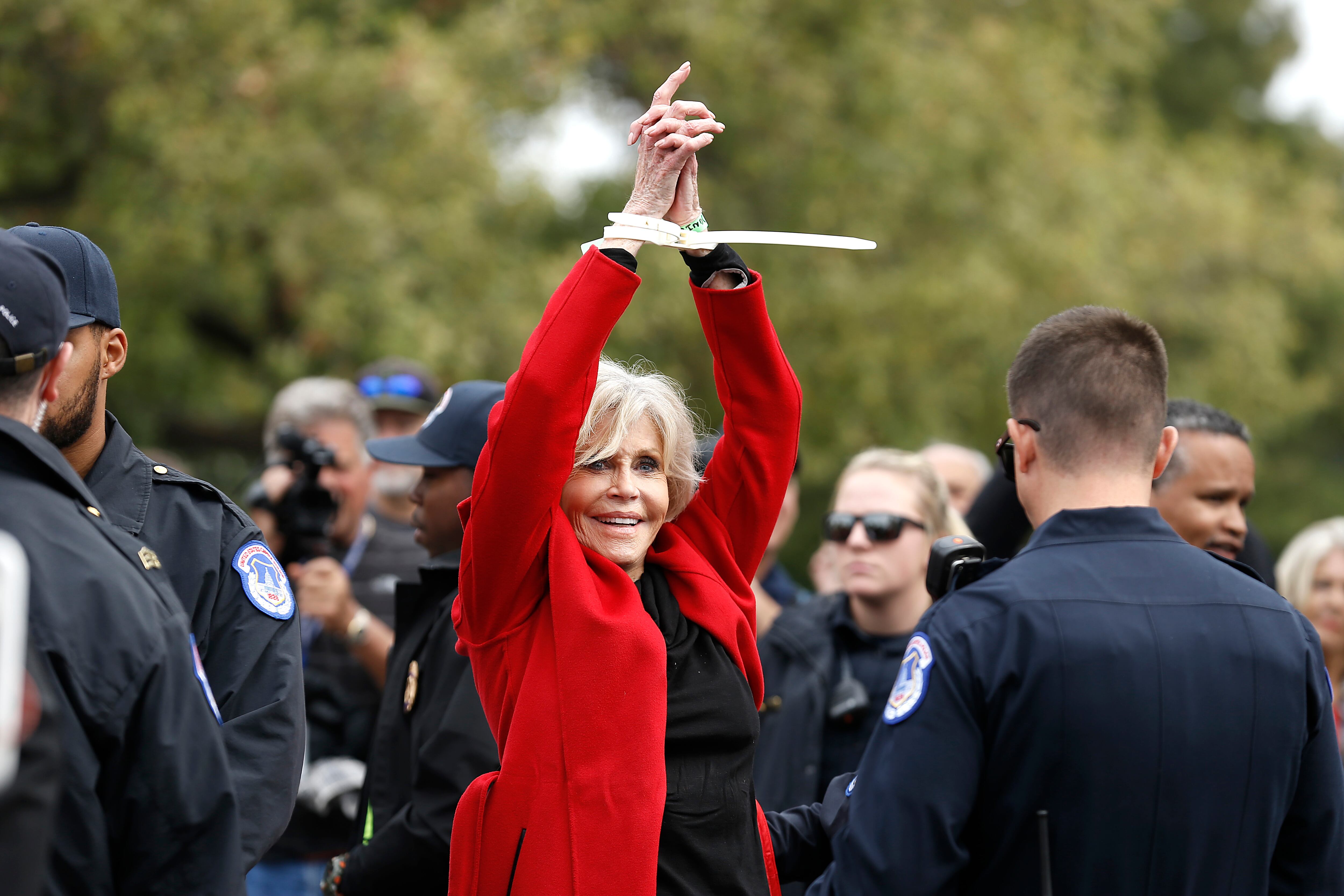 Jane Fonda, arrestada por protestar contra el cambio climático.