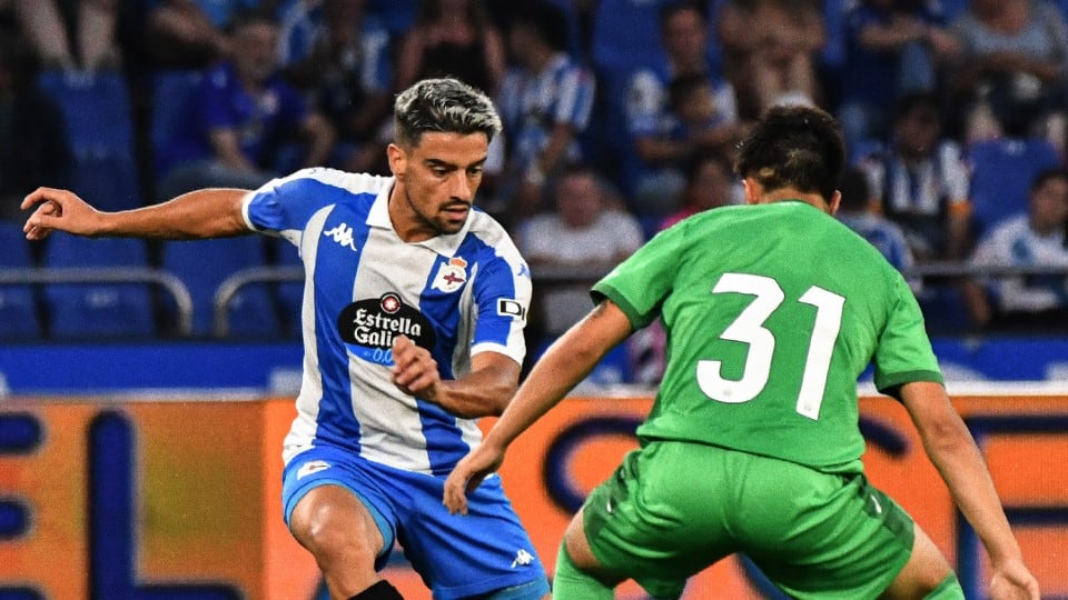 Davo en un partido de pretemporada con el RC Deportivo.