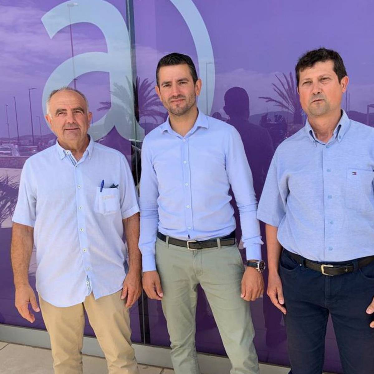 Martín con Serra y Torres tras la presentación del pacto de gobierno en 2019