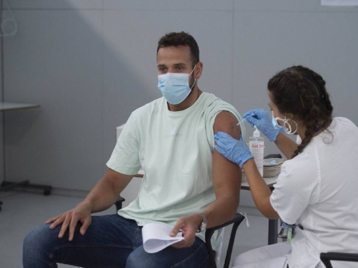 Sanidad cita a 19.215 personas para su vacunación esta semana en Elche