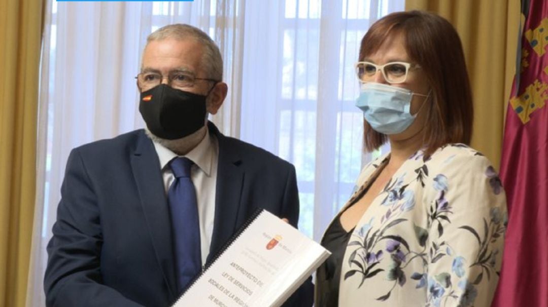 La comunidad lleva a la Asamblea el anteproyecto de ley de servicios sociales