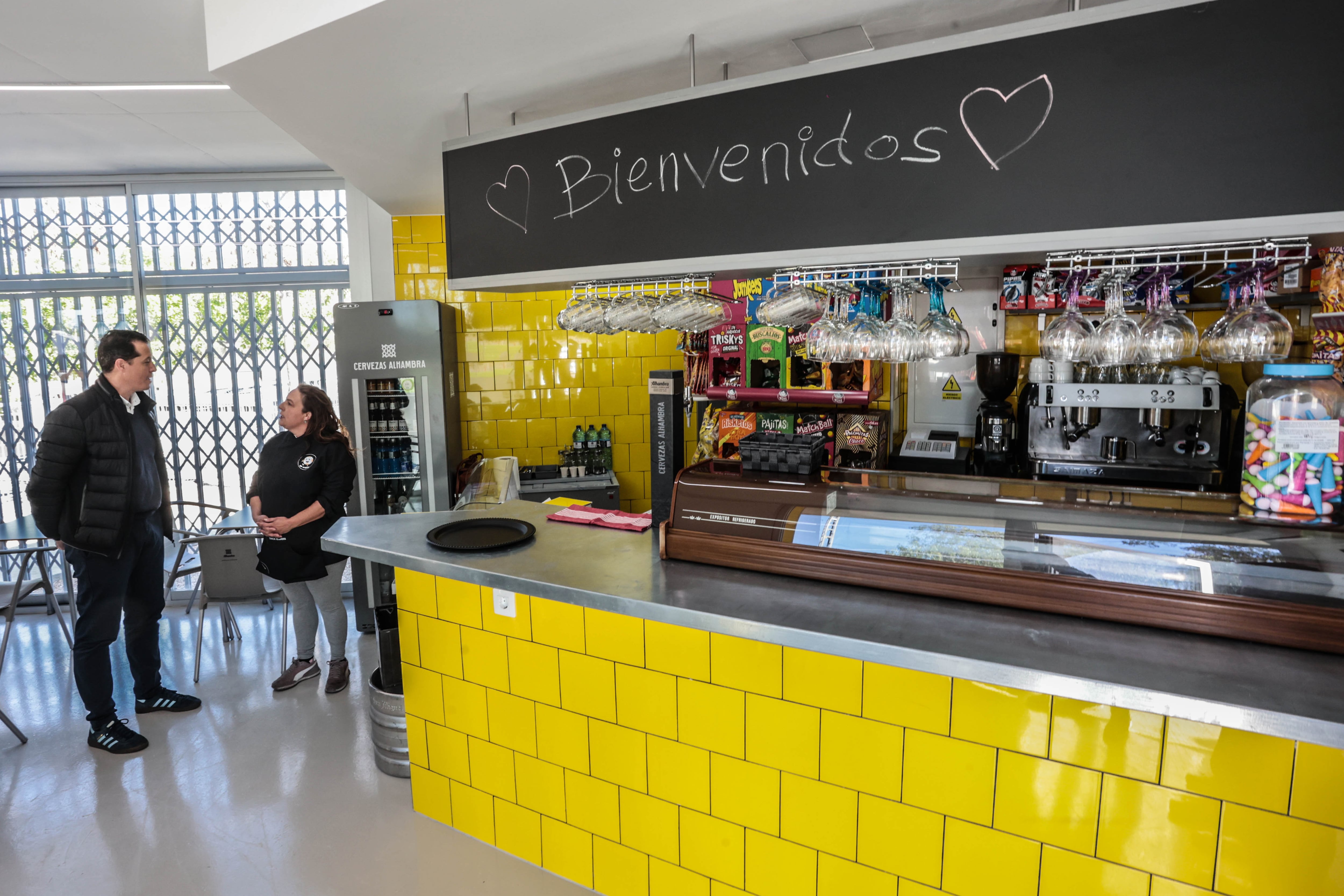 La cafetería de La Sismat funciona desde este martes a pleno rendimiento