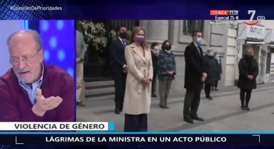 El exalcade de Valladolid, Javier León De la Riva, tacha de &quot;numerito las lágrimas de Irene Montero durante un debate en la televisión regional.