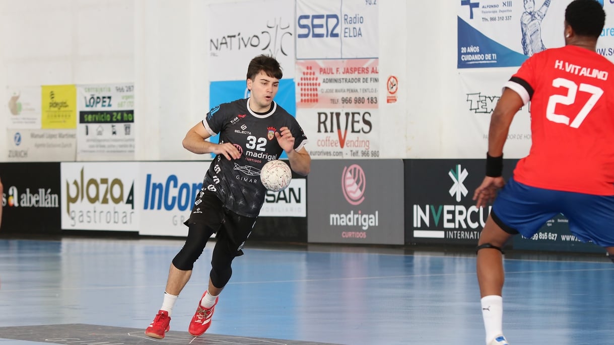 El Elda - C.E.E. quiere dedicarle un nuevo triunfo a su afición