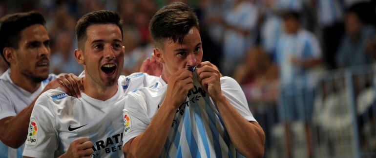 Juanpi celebra el primer gol de La Liga Santander
