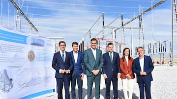 La "autopista eléctrica" entre Atarfe y Baza "salda una deuda histórica con esta zona de Granada"