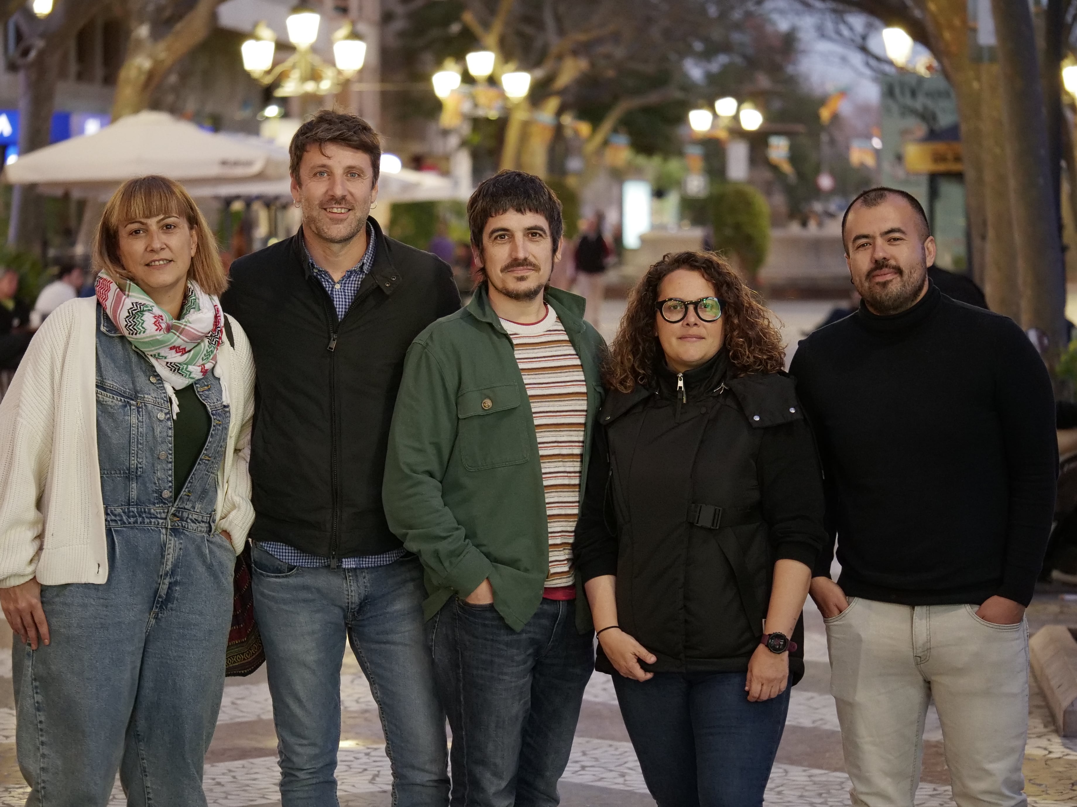 Toni Sánchez, Panxo, junto a Alícia Izquierdo, Nahuel Gonzalez y otros miembros de Més Gandia.