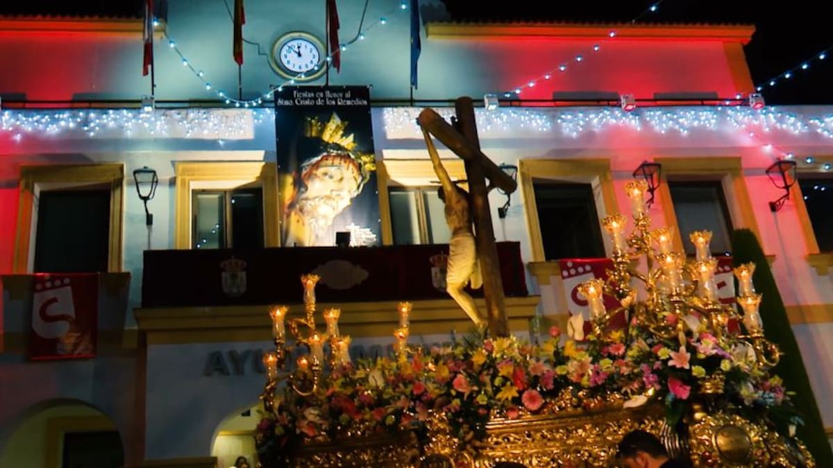 Un Pleno dividido aprueba iniciar los trámites para nombrar Alcalde Perpetuo de Sanse al Cristo de los Remedios