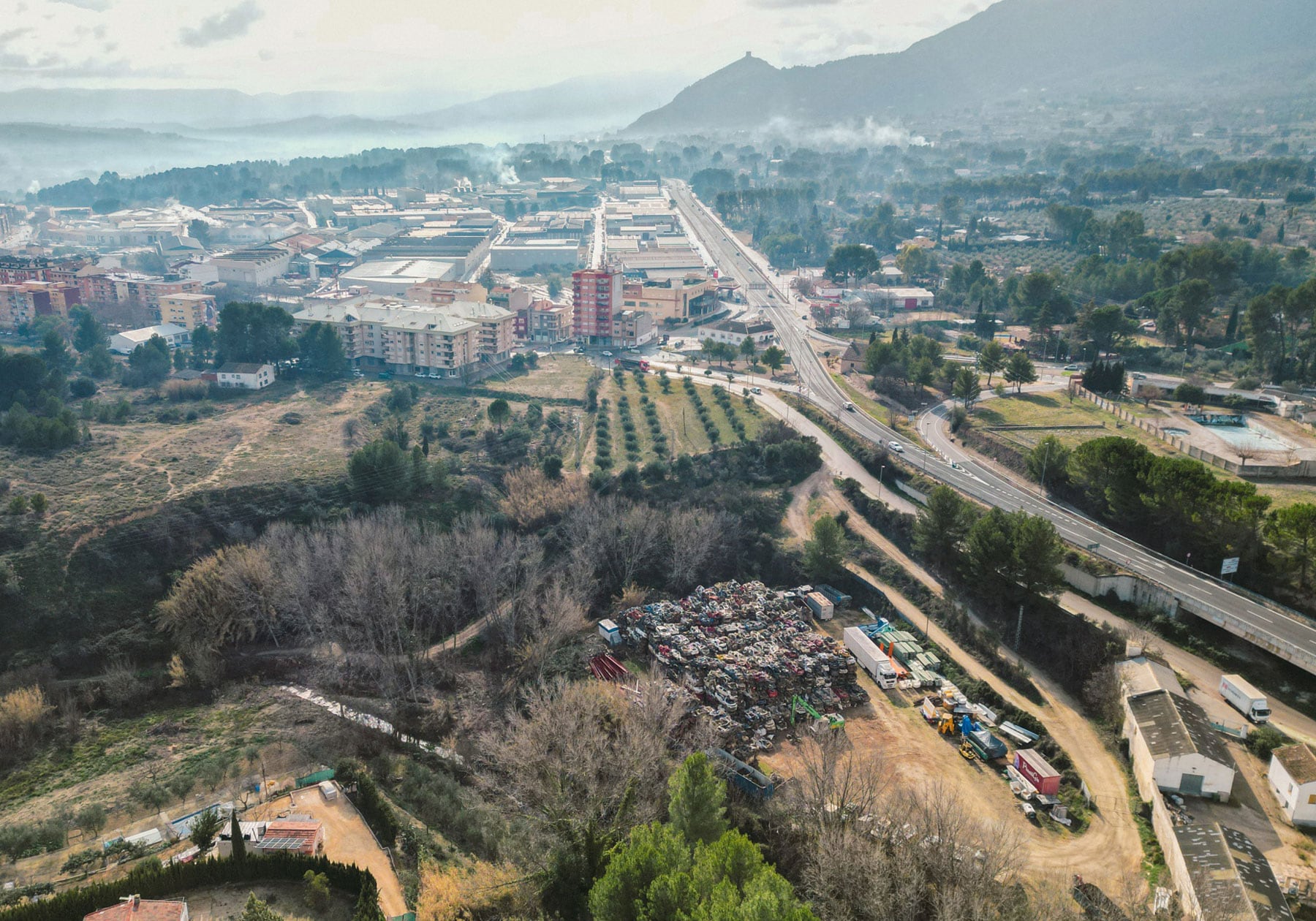 Vista general de la zona en la que están ubicados los coches