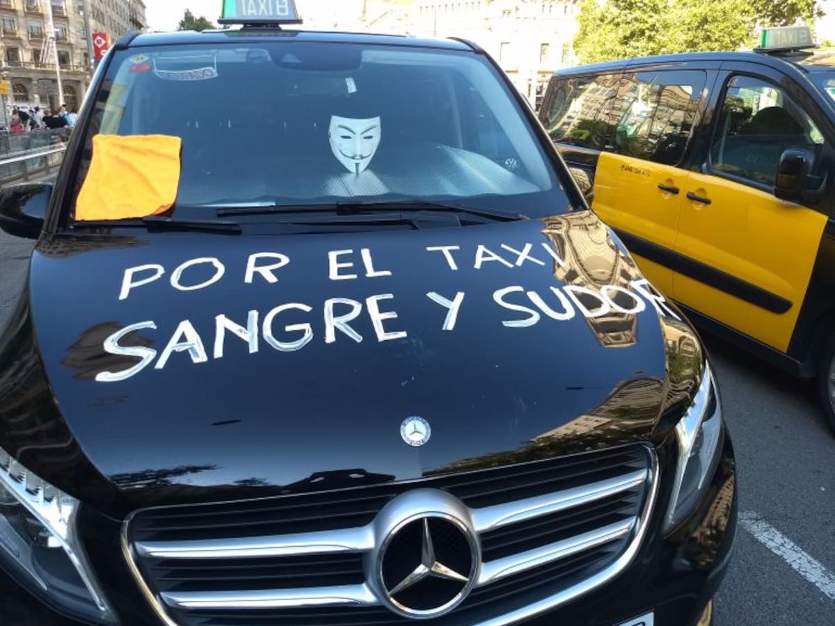 L’assemblea de taxistes només acorda serveis mínims