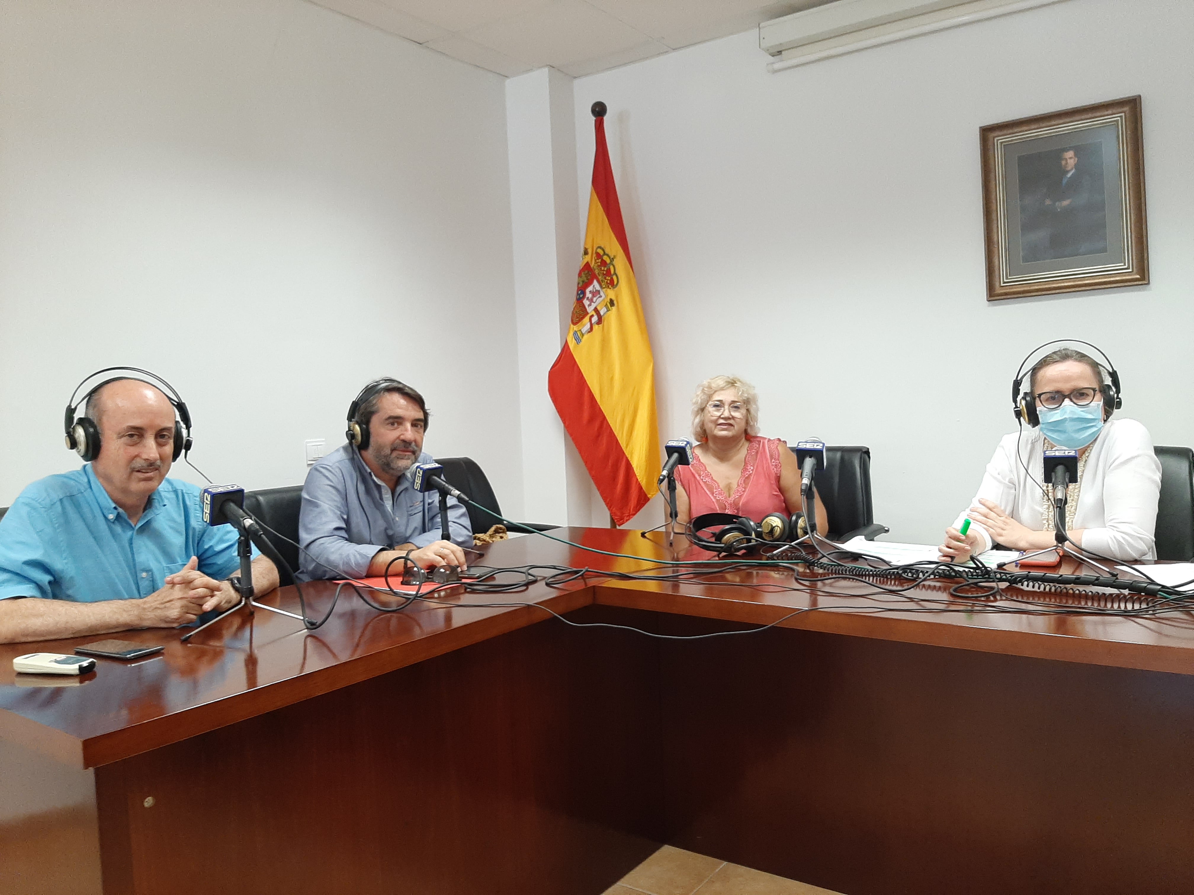 Momento del programa en el salón de plenos del consistorio macharatungo