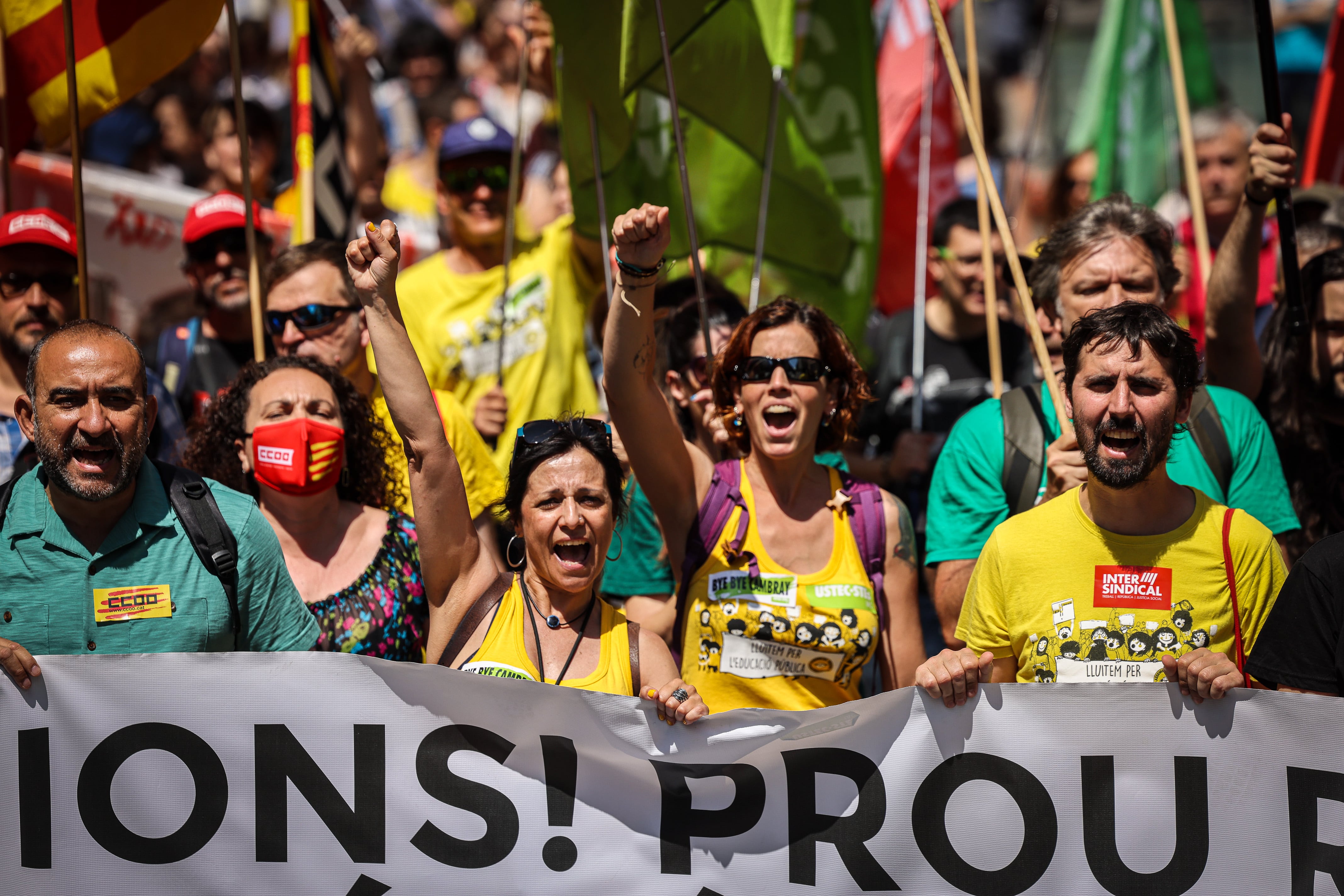 La capçalera de la manifestació de docents a Barcelona en la jornada de vaga del 9 de juny de 2022 / ACN