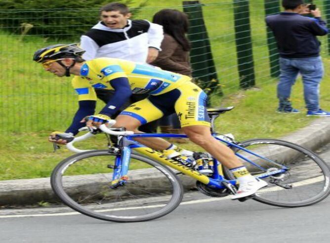 Alberto Contador sigue lider y  se jugará mañana en la crono el triunfo en la Vuelta al Pais Vasco