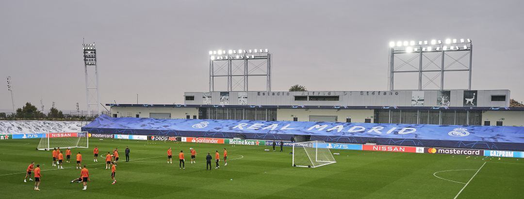 El Shakhtar entrena en el Di Stéfano, en la previa del partido de Champions contra el Real Madrid