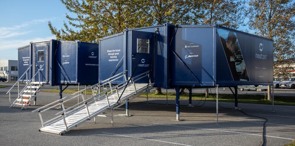 Instalación de las aulas Newton en Walqa