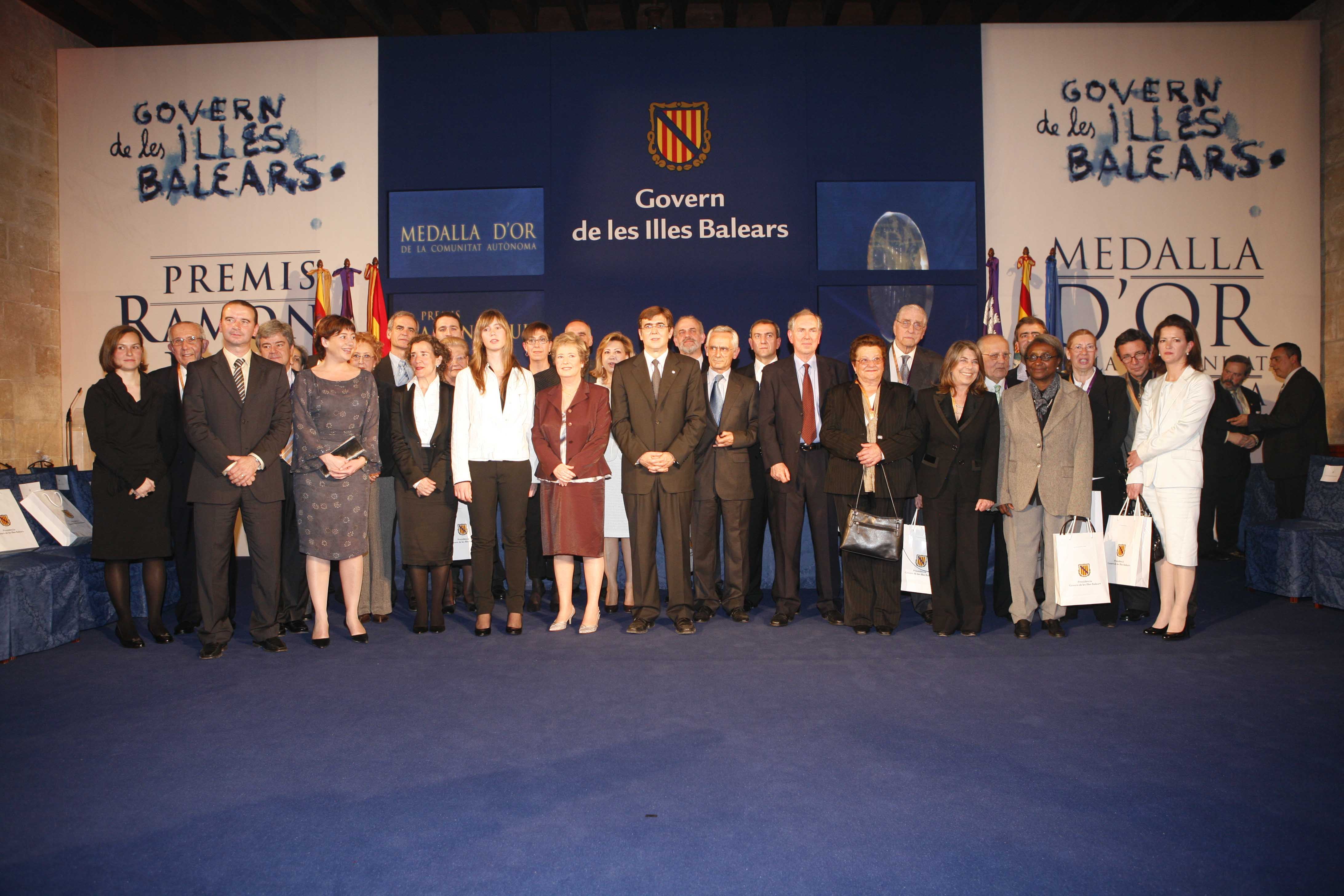 Imagen de archivo de los premiados en el año 2008