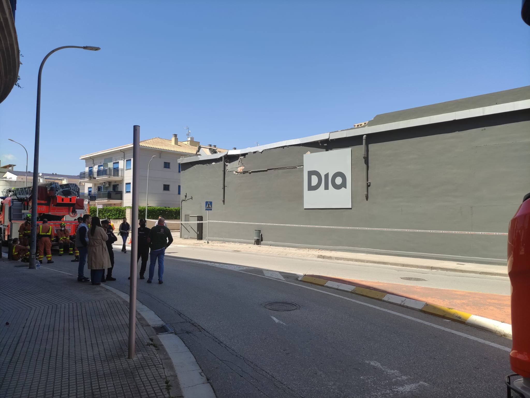 Cae parte de un techo en Gandia