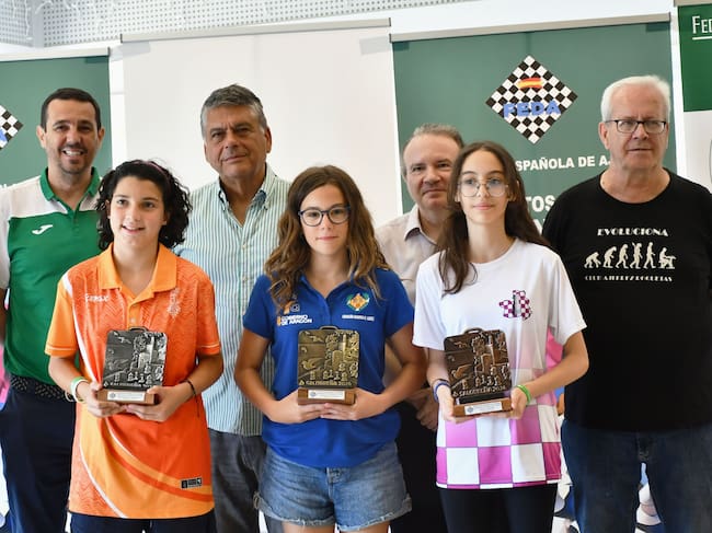 La binefarense Laura Gimeno, campeona de España Sub-12 de ajedrez rápido