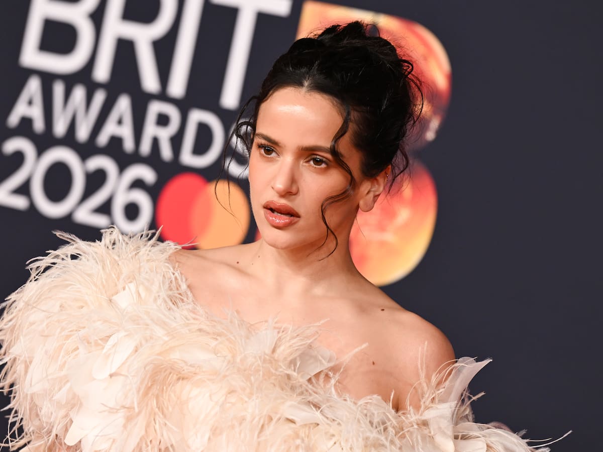 Rosalía brilla en los Brit Awards y se corona como mejor artista internacional