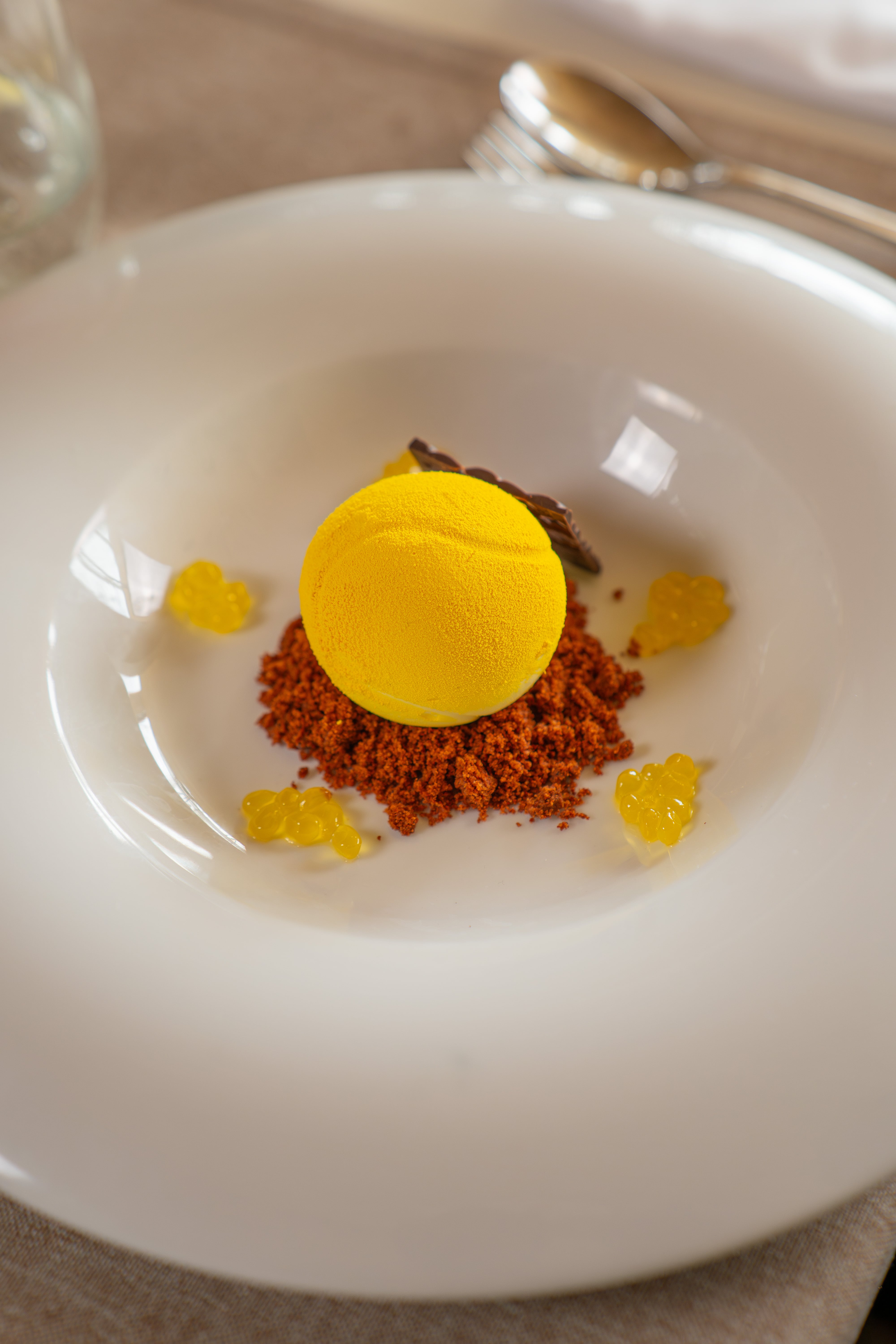 Tennis Ball RNA: el postre más icónico del restaurante Roland Garros.