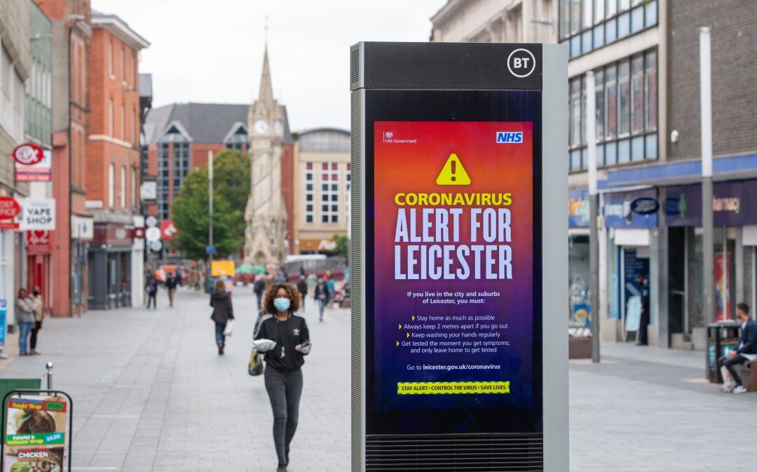 Imagen de las calles de Leicester, confinada por el coronavirus.