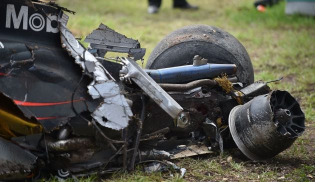 Así quedó el McLaren de Alonso tras el espectacular accidente que sufrió en Australia en 2016.