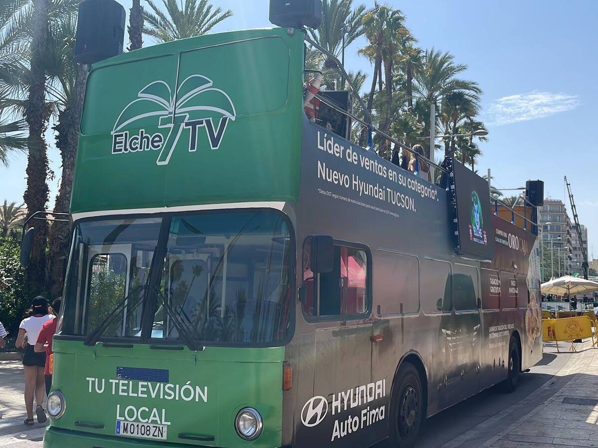 Vuelve el Bus de las Fiestas de Elche 7 TV