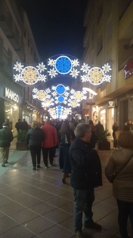 Alumbrado navideño en el Pasaje del Comercio.