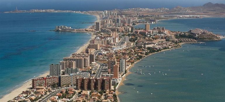 Uno de los hoteles de La Manga, acogerá a cien refugiados ucranianos