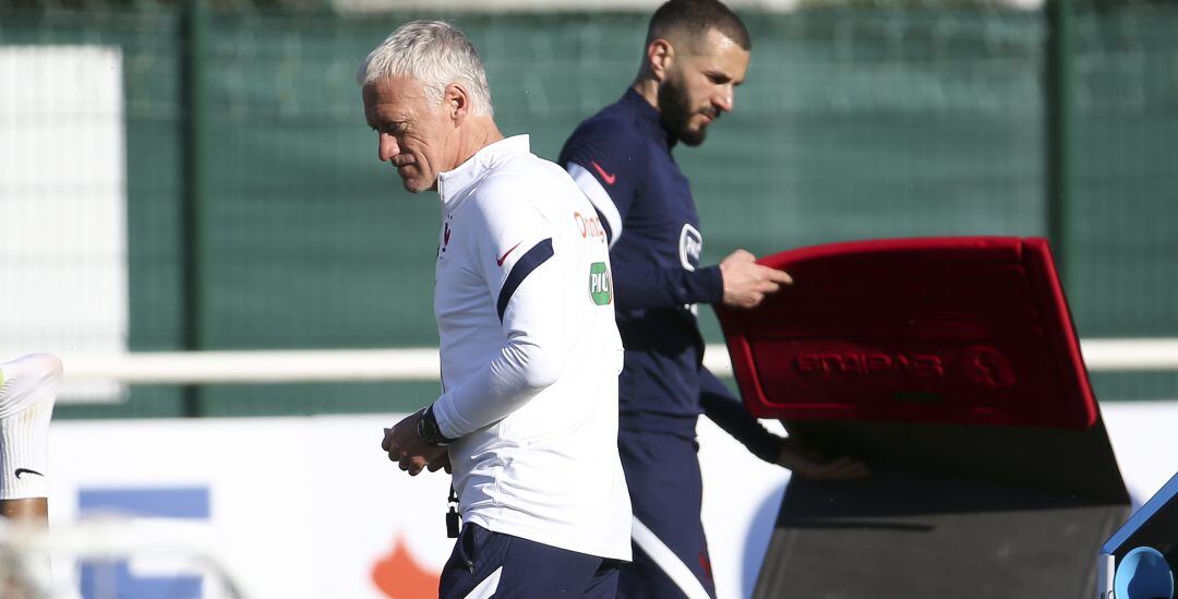 Deschamps y Benzema, en la concentración de la selección francesa.