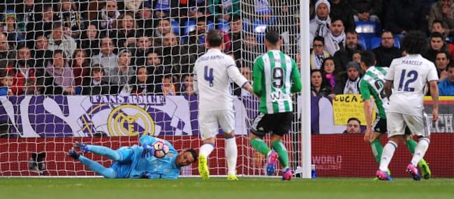 Navas, durante el partido ante el Betis