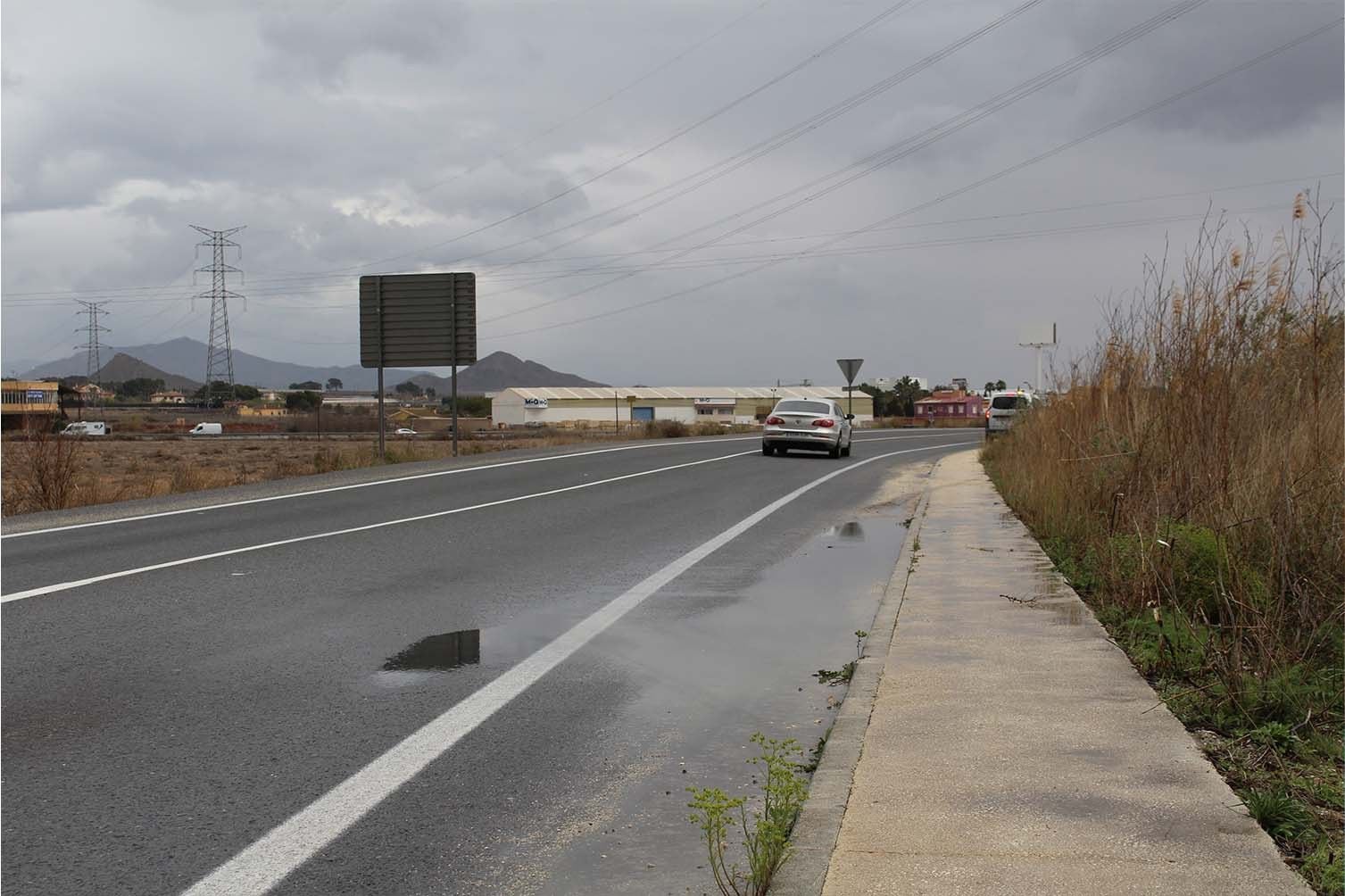 Novelda y Monforte piden que se alargue el carril ciclopeatonal