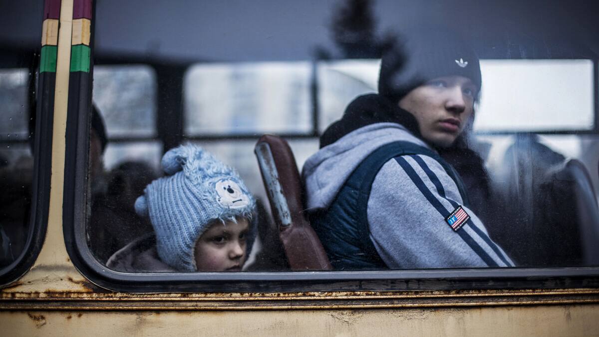 Debate sobre la necesidad de romper hermanamientos con ciudades rusas