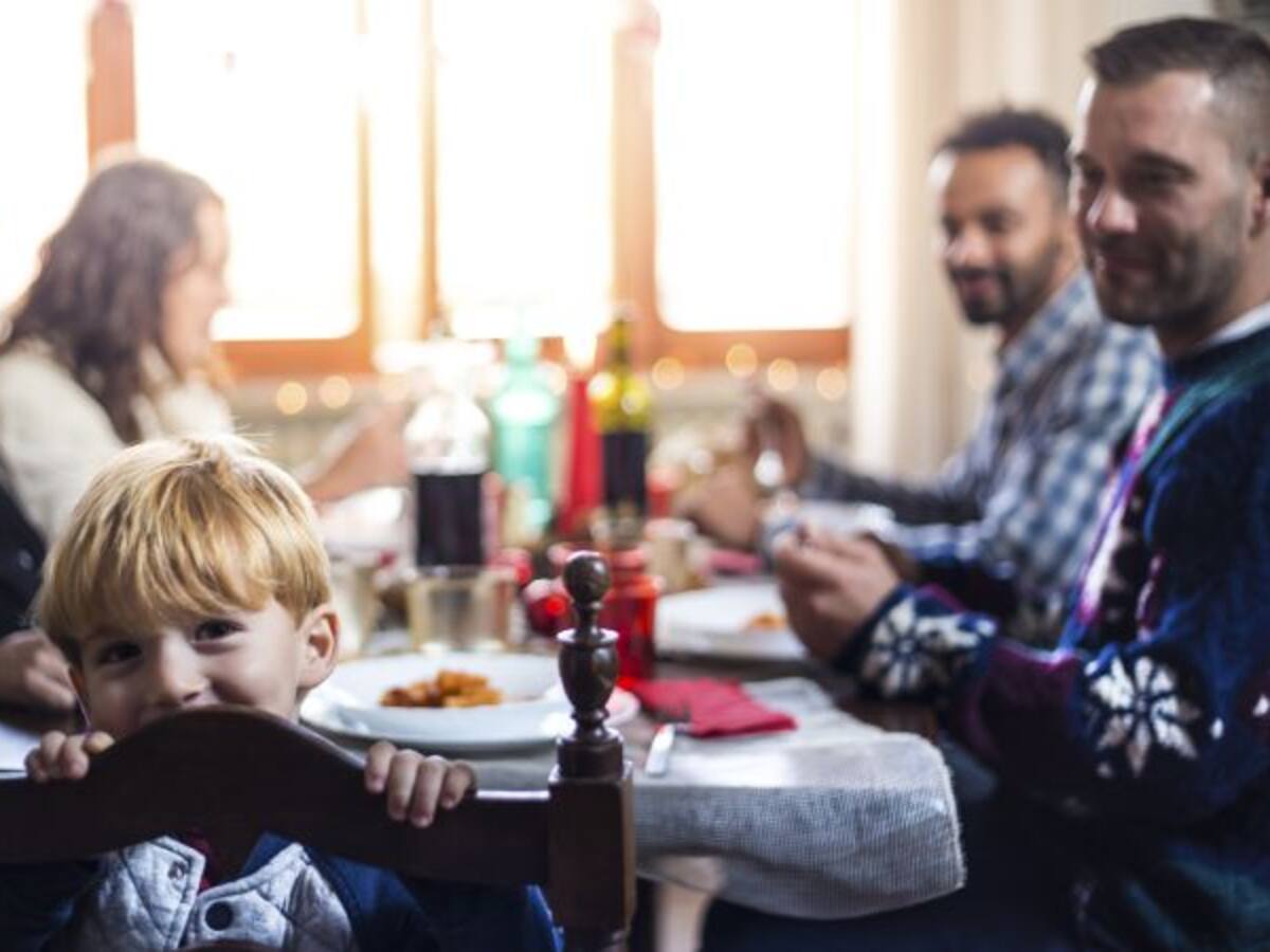 Los andaluces somos los españoles que más vemos la tele mientras comemos