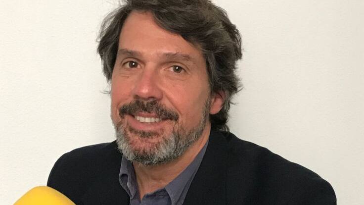 El Aguijón de Teo León Gross: '¿Éxito turístico? ¡A ver quién lo tiene más grande!'