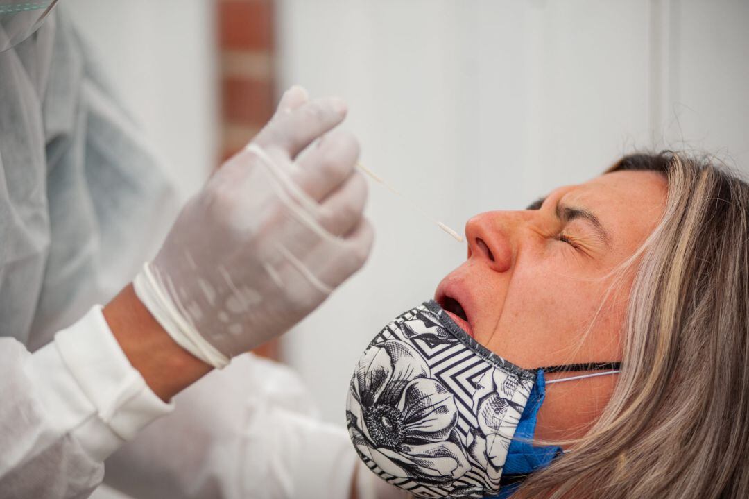 La realización de una prueba PCR