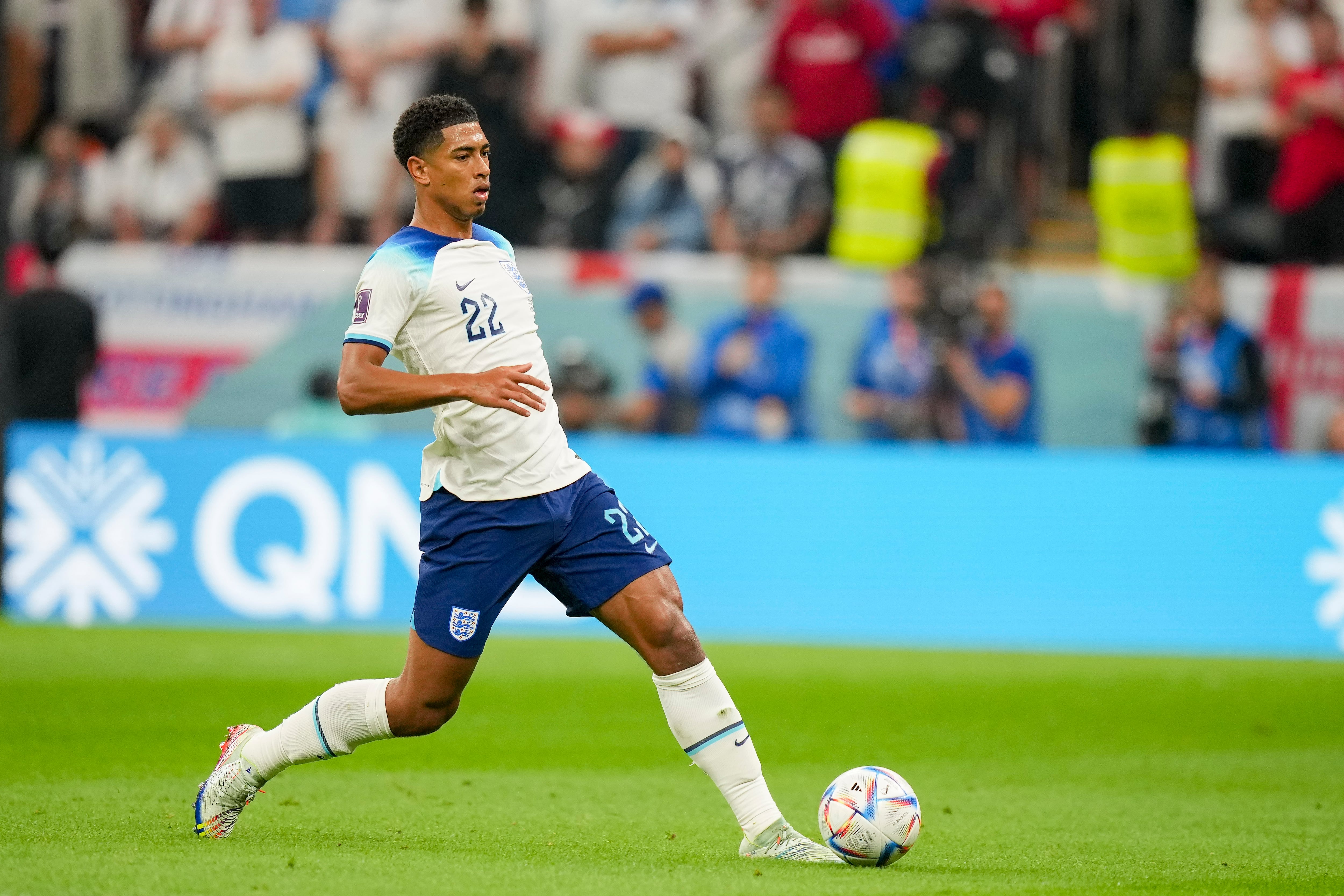 Jude Bellingham, en un partido con su selección.