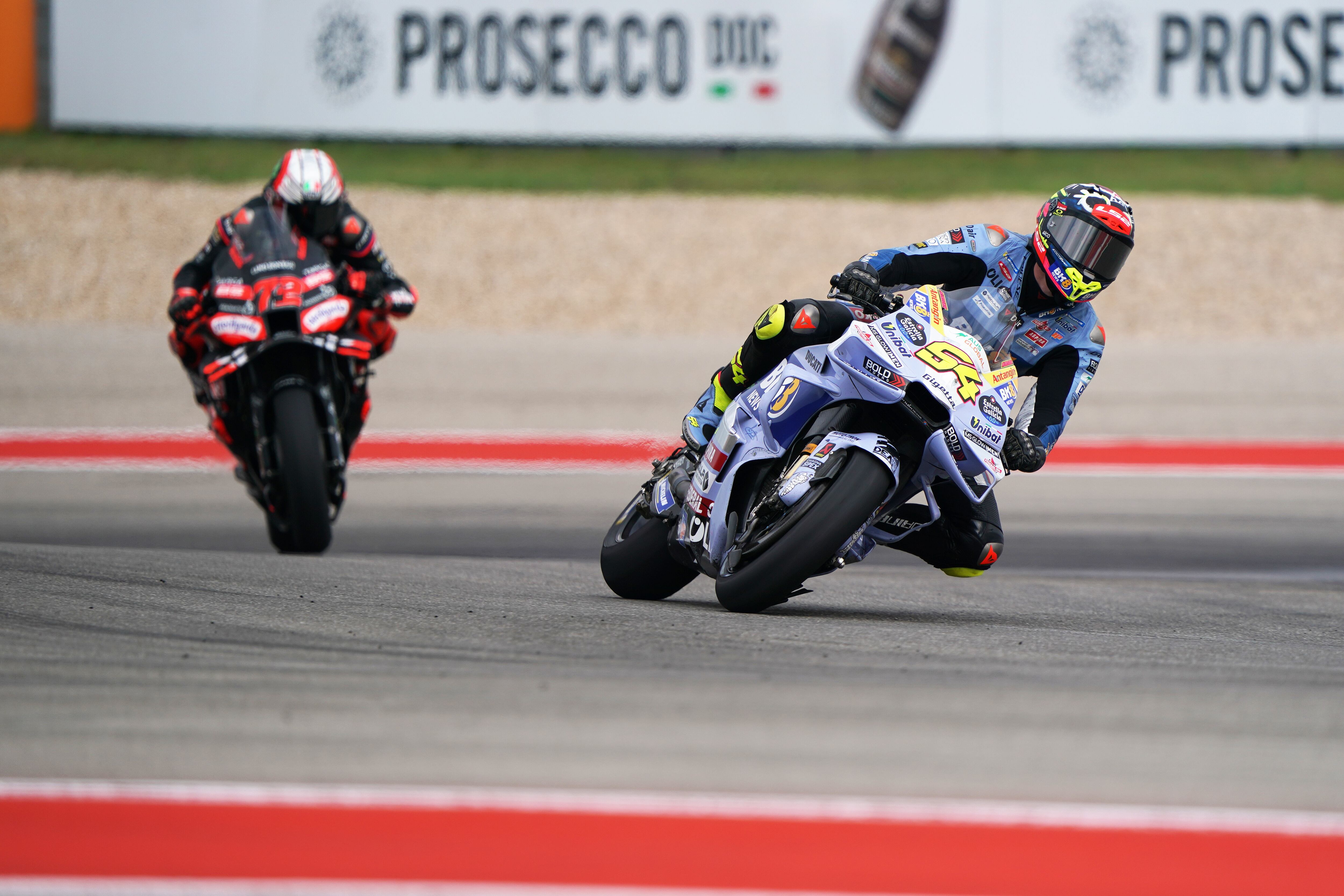 AUSTIN (United States), 29/03/2025.- Fermin Aldeguer (54) of Spain and Bk8 Gresini Racing MotoGP in action during Free practice 2 of the Motorcycling Grand Prix of the Americas in Austin, Texas, USA, 29 March 2025. (Motociclismo, España) EFE/EPA/DUSTIN SAFRANEK

