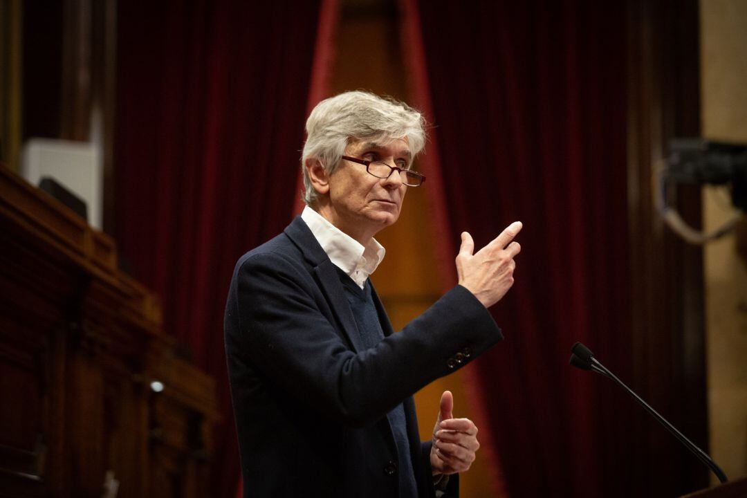 El conseller Josep Maria Argimon al ple del Parlament.