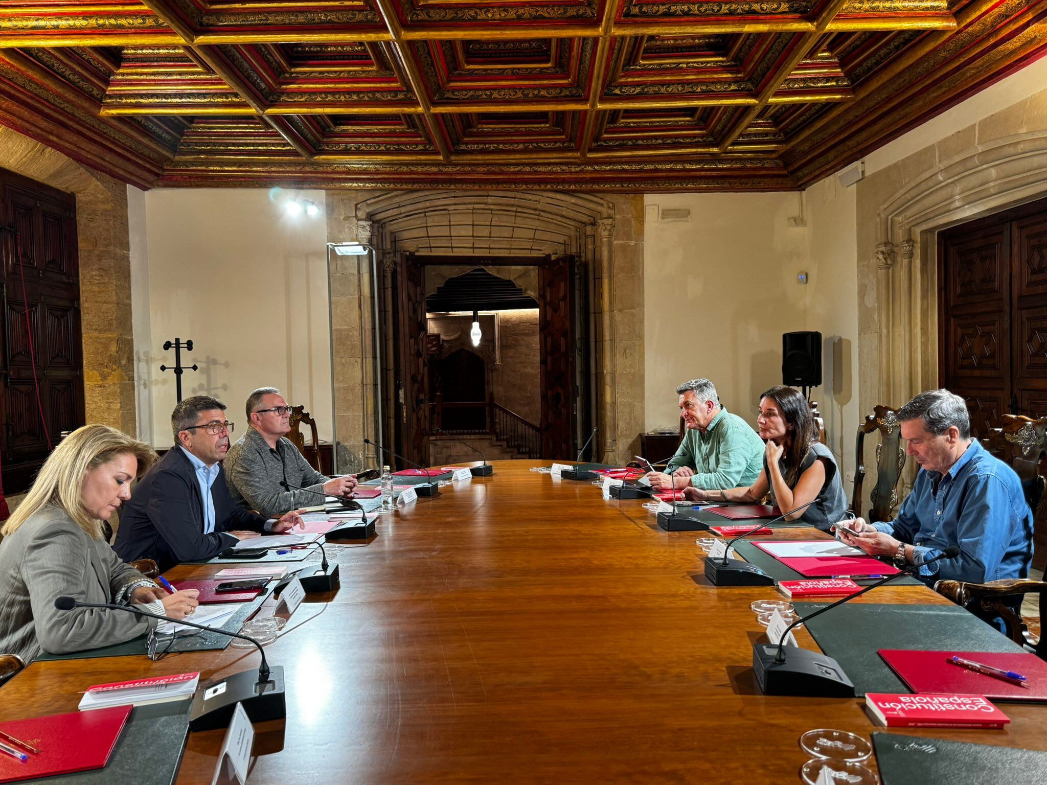 Gabinete de crisis en la Generalitat por el apagón eléctrico