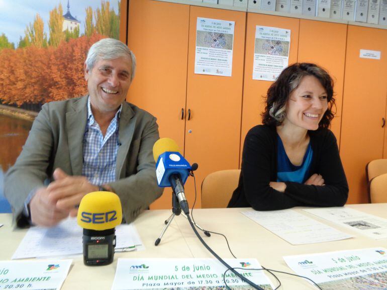 Mónica Ibáñez, de Ecos del Duero, y Alfonso Sanz, concejal de Medio Ambiente