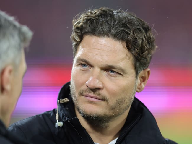 Una imagen de Ediz Terzić en su etapa de comentarista