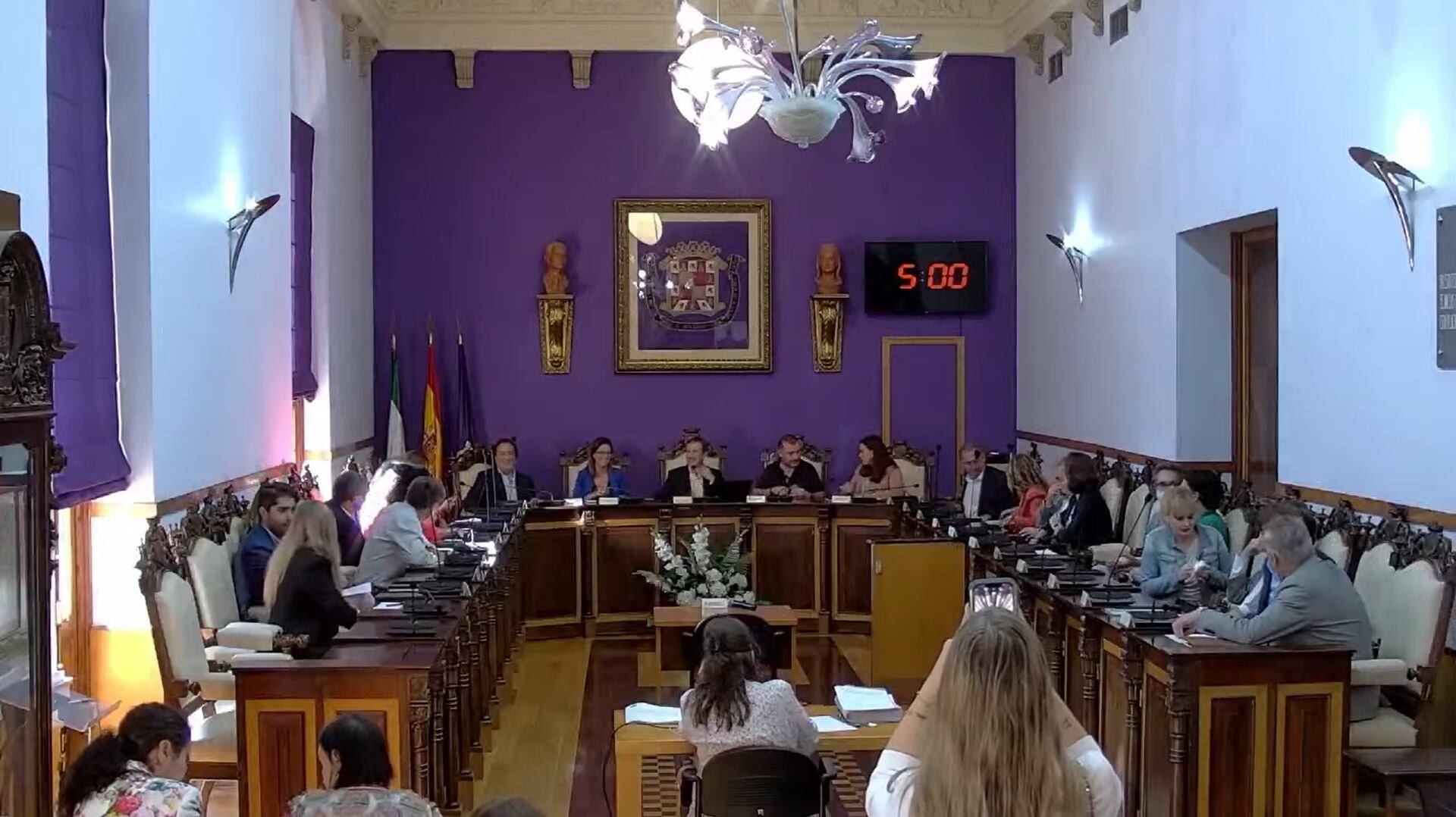 Sesión plenaria municipal en el Ayuntamiento de Jaén capital