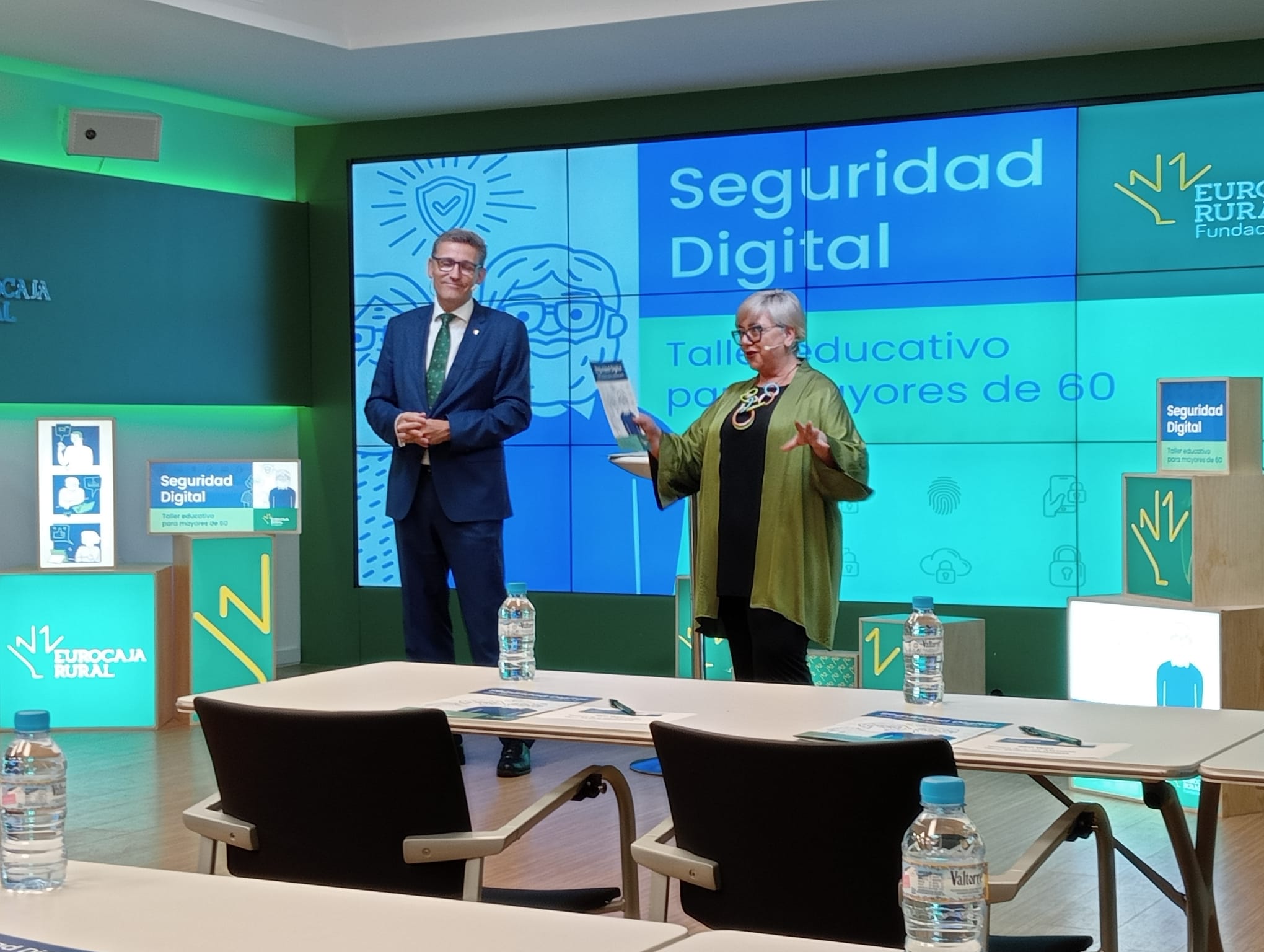 Presentación de los cursos &#039;Seguridad Digital&#039; de Eurocaja Rural