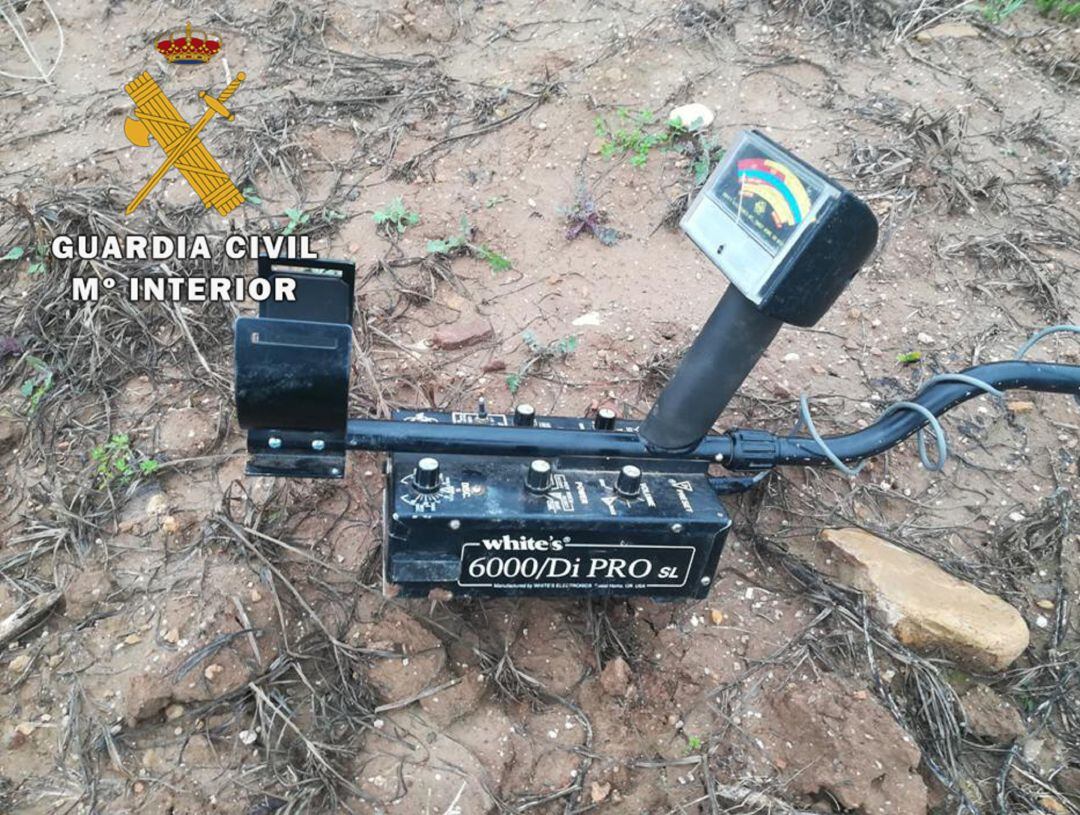 La Guardia Civil intervino un detector de metales