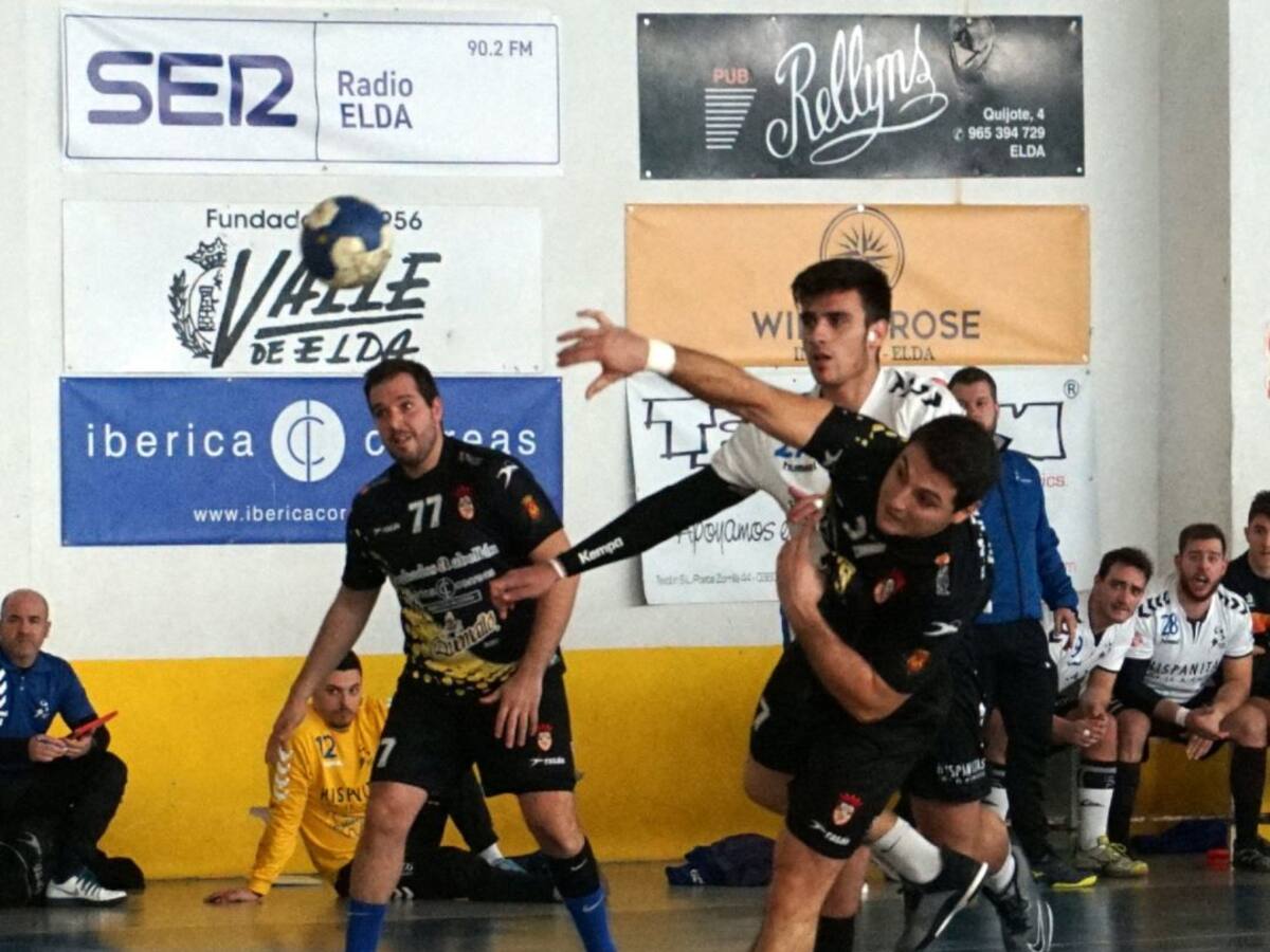 Elda - C.E.E. vuelve para defender el primer puesto (D. 12:30 h)