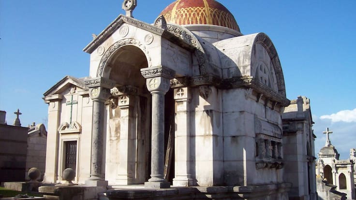 Patricia Gómez, el Panteón de los Pardo en Ciriego, Santander (07/01/2021)